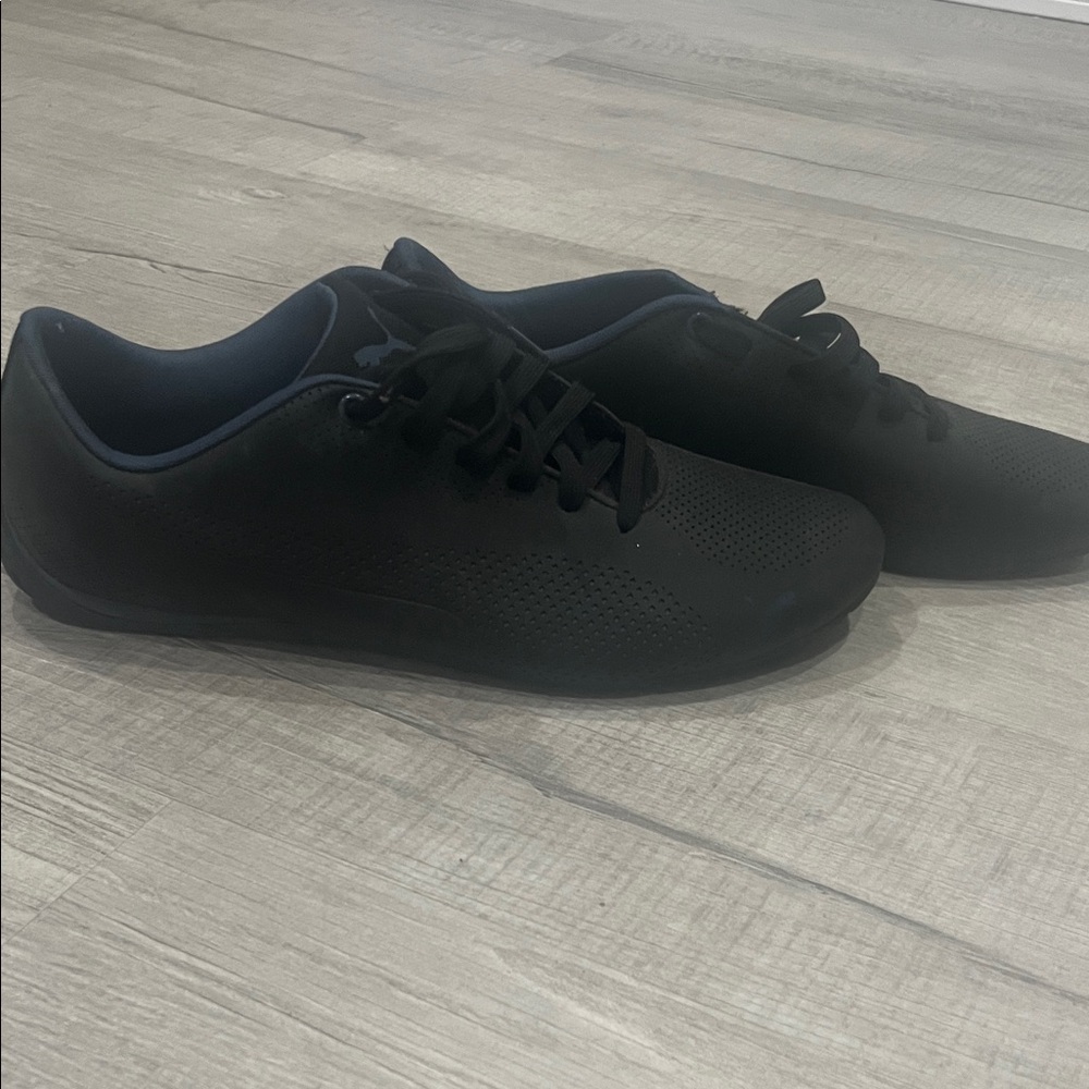 ✨Men’s Puma sneakers✨
